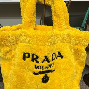 Prada tote bag ❤️